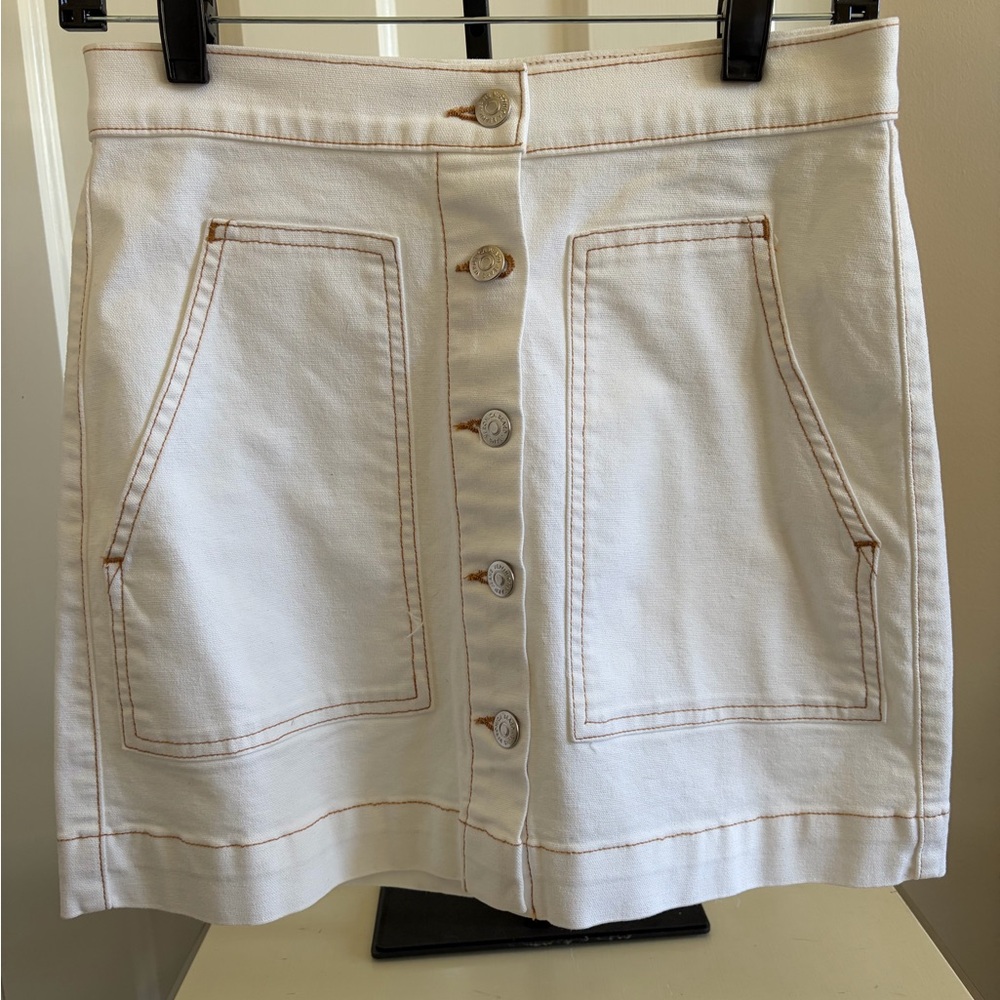 Veronica Beard Off-White Button-Front Pocket Mini Skirt